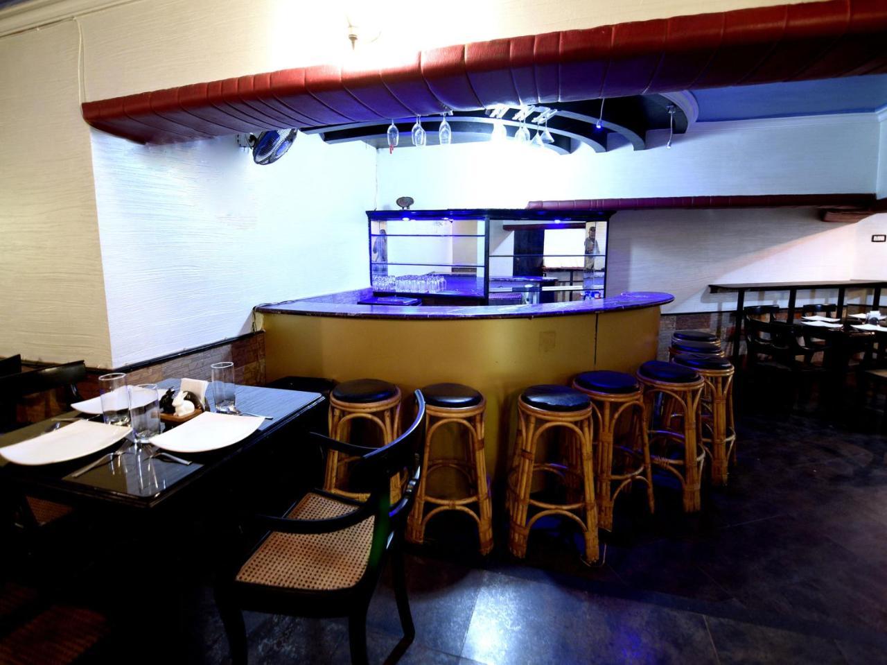 Hotel Oyo 9716 Near Railway Station 3*